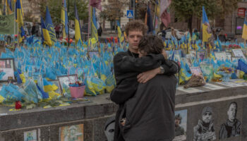 «On va continuer à sourire et à mener notre quotidien. On vous dit mer… !»