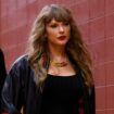 Taylor Swift shares ‘extremely important’ reminder with fans