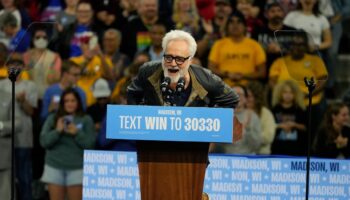 ‘West Wing’ star Bradley Whitford blames ‘racist and sexist’ country for Trump victory