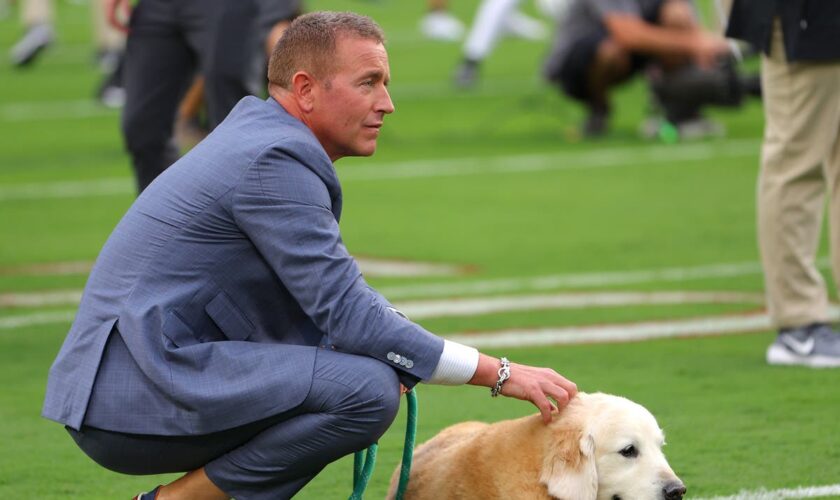 ‘RIP to America’s favorite dog’:Tributes pour after Kirk Herbstreit’s dog, Ben, dies