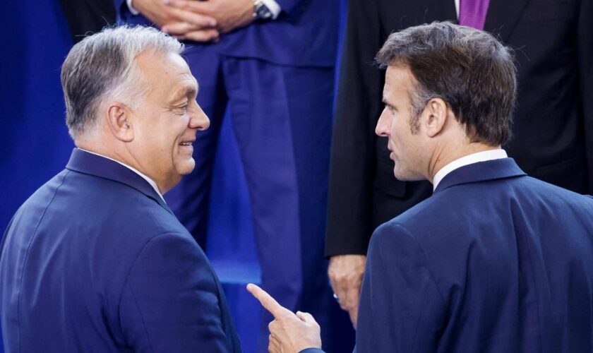 A Budapest, Macron et Orbán surfent sur l’élection de Trump dans un duo inattendu