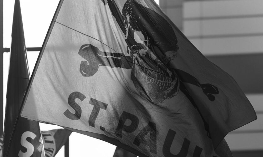 FC St. Pauli: Der FC St. Pauli ist jetzt eine Genossenschaft – warum noch mal?