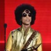 Le musicien américain Prince lors des American Music Awards à Los Angeles, le 22 novembre 2015