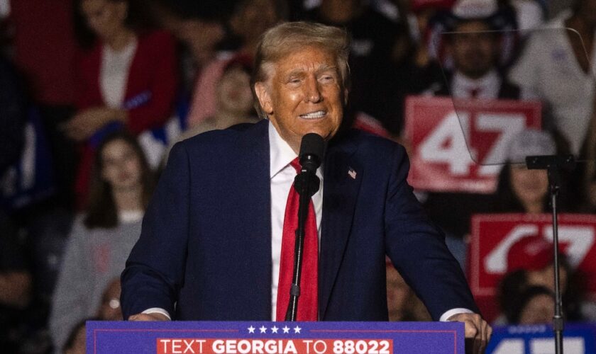 Donald Trump à un meeting sur le campus de l'Institut de technologie de Géorgie, à Atlanta, le 28 octobre 2024