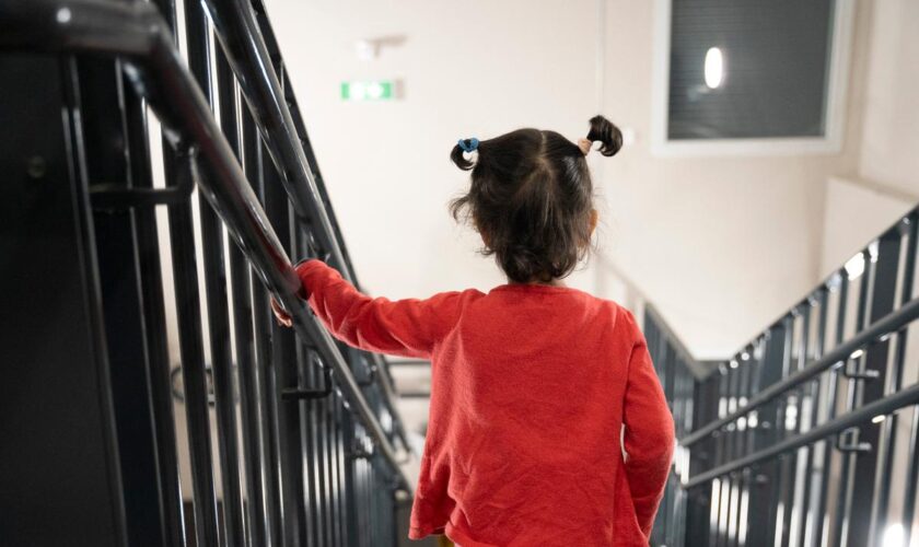 Un collège occupé à Strasbourg pour exiger le logement d’enfants à la rue