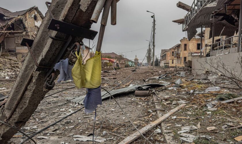 The road to Ukraine’s Kurakhove is known as ‘the road of death’ – residents refuse to leave