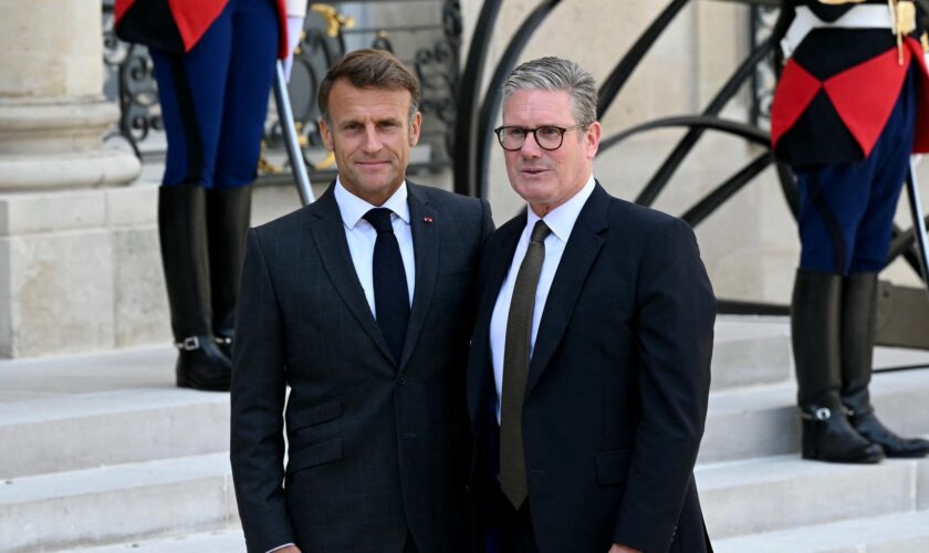 Cérémonie du 11 novembre : Emmanuel Macron reçoit Keir Starmer pour la première fois pour la commémoration de l’Armistice