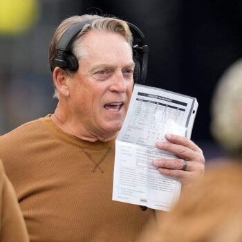 Jack Del Rio to leave Wisconsin football team after drunken driving arrest, head coach says