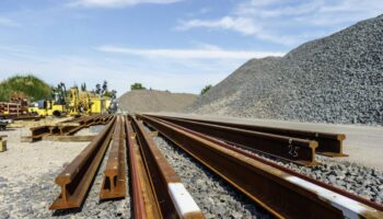 Bahn: Gewerkschaft sieht Bahnsanierung nach Koalitionsbruch in Gefahr