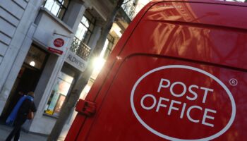 Post Office to set out plans for branch closures and job cuts