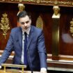 Le ministre du Budget Laurent Saint-Martin s'exprime face aux députés, le 28 octobre 2024 à Paris