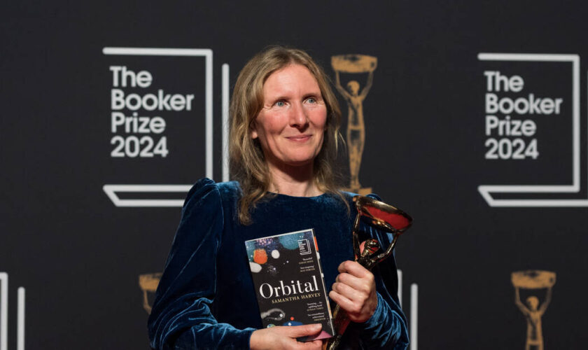 La Britannique Samantha Harvey remporte le Booker Prize