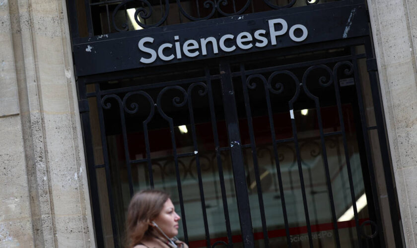 Sciences Po Paris porte plainte après la découverte de deux caméras espions dans les toilettes