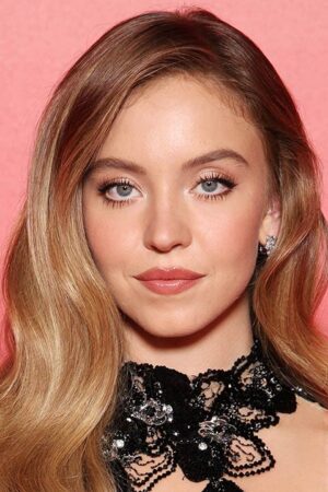 Sydney Sweeney slams Hollywood's 'women empowering other women' message as 'fake'