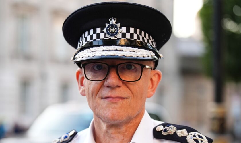 Met Police faces 'eye-watering' cuts to spending