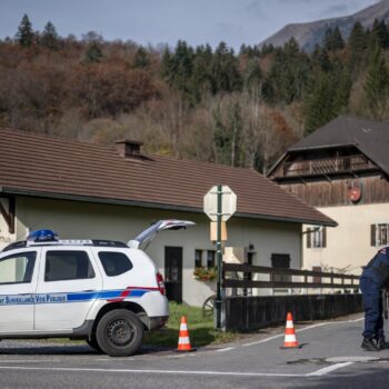 Infanticides en Haute-Savoie : mort de la mère de famille soupçonnée, son corps retrouvé en Suisse