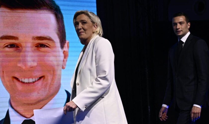 Marine Le Pen risque d’être inéligible, l’occasion d’un “putsch” pour Jordan Bardella ?