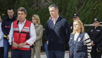 Inondations en Espagne : le président de la région de Valence reconnaît des erreurs et s’excuse