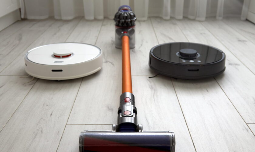 Black Friday aspirateur : jusqu'à moins de 300 euros sur les aspirateurs Dyson ! Déjà des promotions folles