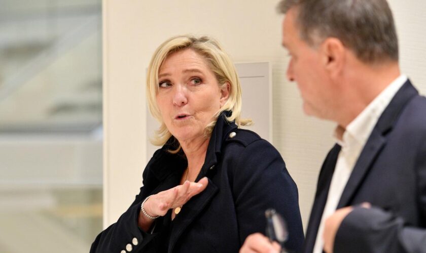 Procès du RN : Marine Le Pen estime qu’on réclame sa « mort politique »