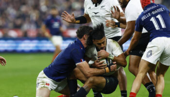 Rugby : le XV de France bête noire des All Blacks