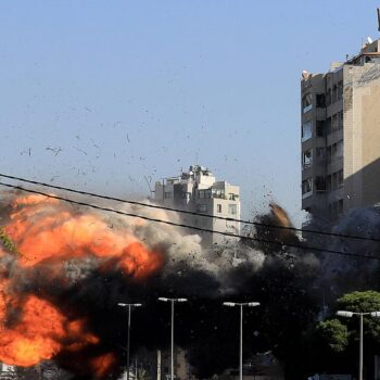 Proche-Orient : de nouvelles frappes meurtrières à Gaza, Israël cible encore le Hezbollah près de Beyrouth