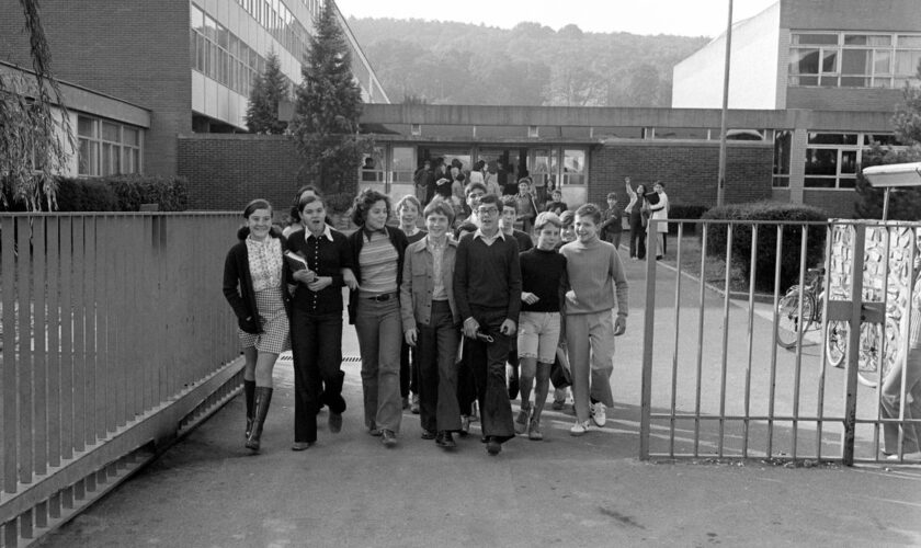 La vie secrète d’un lycée de province, en 1978 : « Tu veux que je te parle des boums ? »