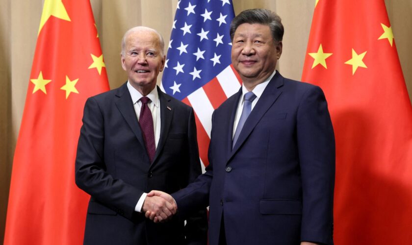 Avant le retour de Donald Trump, Joe Biden et Xi Jinping jouent l’apaisement lors d’une ultime rencontre