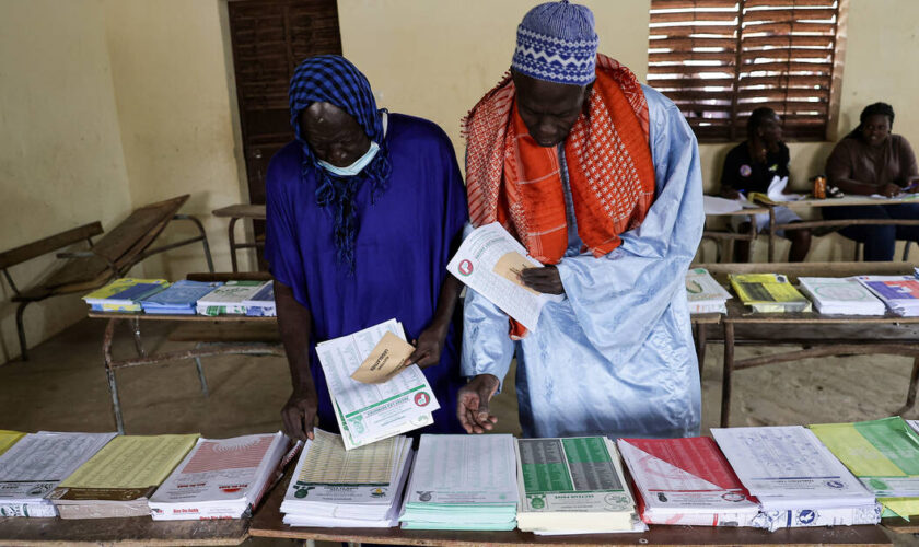 Au Sénégal, victoire aux législatives du parti au pouvoir de Bassirou Diomaye Faye et Ousmane Sonko