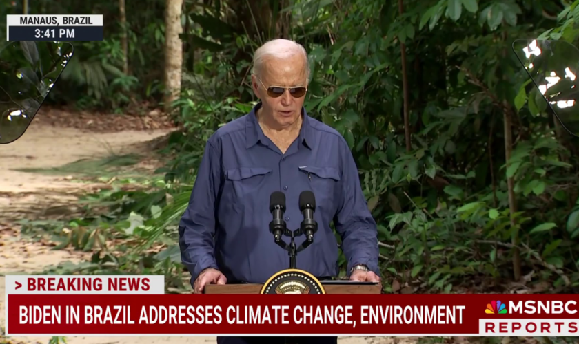 Joe Biden en Amazonie : il n’y a pas que ses propos qui font réagir dans cette scène au milieu de la jungle