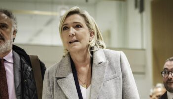 Budget : le RN votera la censure « si le pouvoir d’achat des Français est amputé », prévient Marine Le Pen