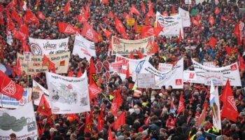 Lautstarker Protest in Wolfsburg – „Die Menschen hier sind sehr besorgt“