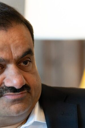 Gautam Adani, milliardaire indien, inculpé à New York pour des pots-de-vin estimés à 250 millions de dollars