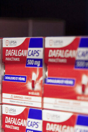 Médicaments stratégiques : l’Etat signe un accord inédit avec Upsa, le fabricant du Dafalgan