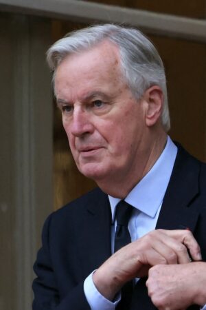 Le Premier ministre Michel Barnier, sur le perron de Matignon, jeudi 21 novembre 2024.