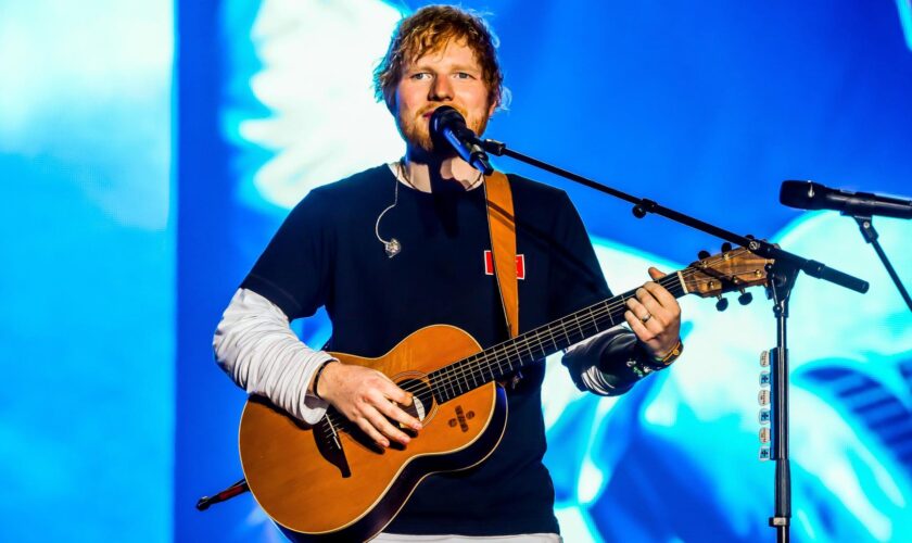 Ed Sheeran a aidé ce club de football anglais à recruter un joueur