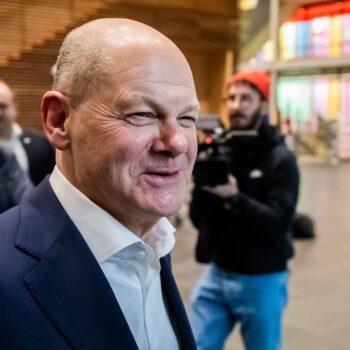 Bundeskanzler beim SPD-Kongress: Jetzt live: Scholz auf dem Kommunalkongress der SPD