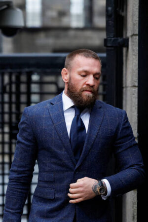 Conor McGregor, star mondiale de MMA, reconnu coupable du viol d’une femme en Irlande