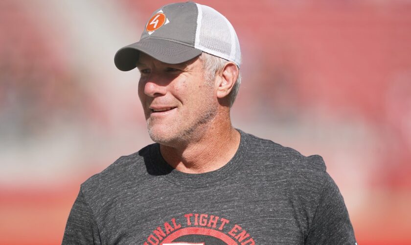 NFL great Brett Favre opens up about living with Parkinson’s disease: 'I feel like a board'