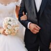 Bride defended for refusing to walk down the aisle with her mother’s boyfriend