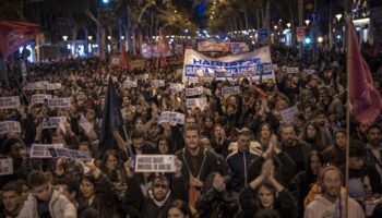 Spanien : Tausende demonstrieren in Barcelona für bezahlbaren Wohnraum