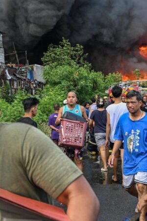 Manila: 2.000 Familien verlieren Obdach durch Großbrand in Armenviertel