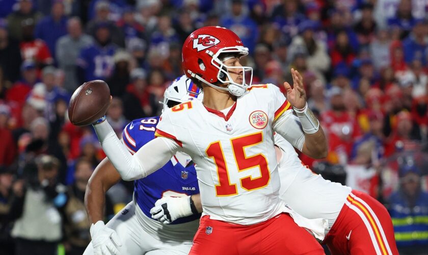 Patrick Mahomes fined $14,000 for 'violent gesture' while celebrating touchdown: report