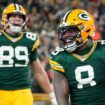 Josh Jacobs scores 3 touchdowns as Packers dominate injury-riddled 49ers