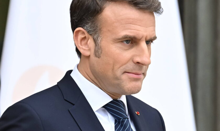 Une démission d'Emmanuel Macron et une élection présidentielle en 2025 : l'hypothèse paraît de moins en moins saugrenue