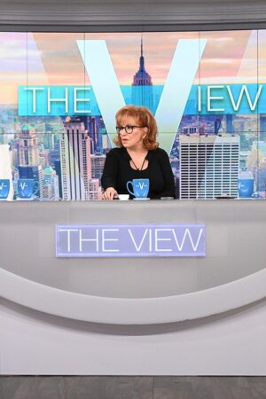 Piers Morgan suggests 'The View' should be canceled in wake of Trump win