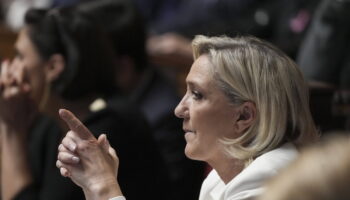 Le Pen / Barnier : le RN pose ses conditions et donne un indice sur la chute du gouvernement