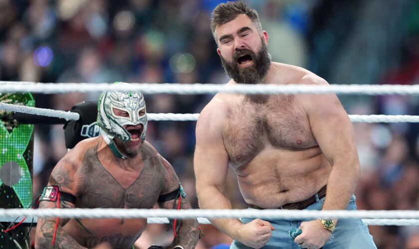 Jason Kelce recalls WrestleMania 40 experience, comments on pro wrestling being 'fake'