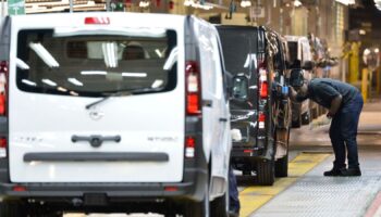 Government to look into electric vehicle target mandate after Vauxhall van factory closure