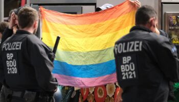 Queerfeindlichkeit: Wie der CSD zur Zielscheibe wird